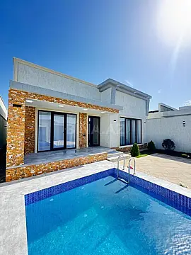 Satılır 4 otaqlı həyət evi 160 m²