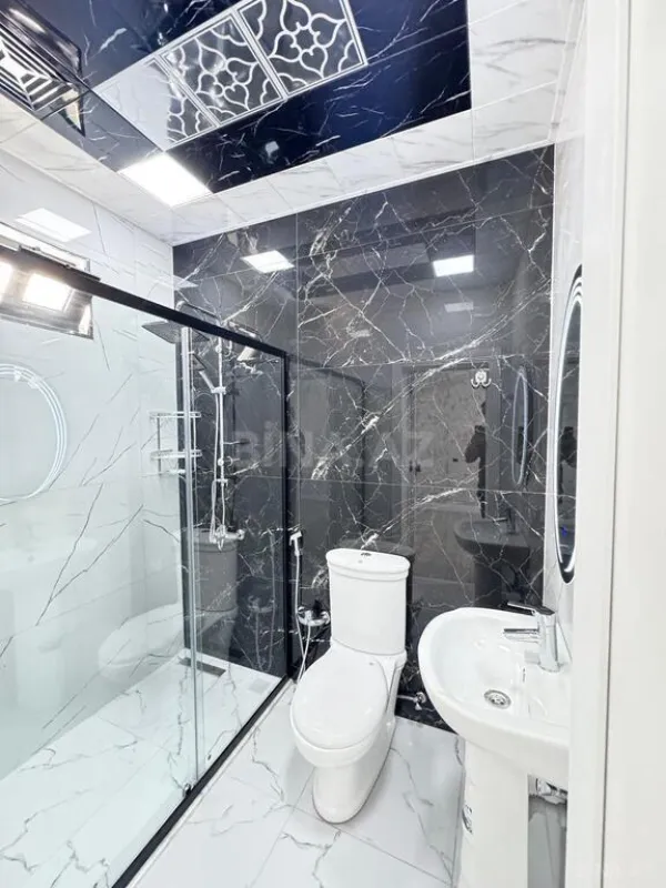 Satılır 4 otaqlı həyət evi 160 m²