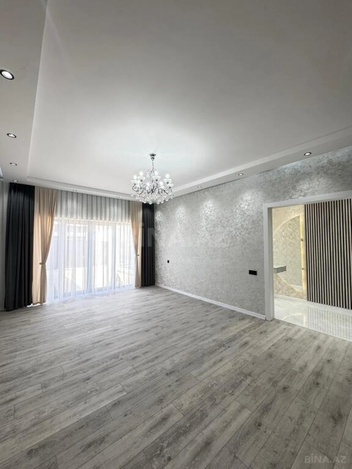 Satılır 4 otaqlı həyət evi 160 m²