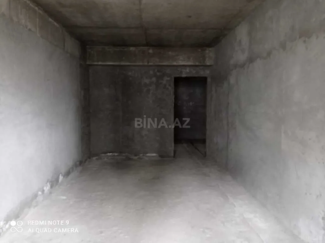Satılır 3 otaqlı mənzil 110 m²