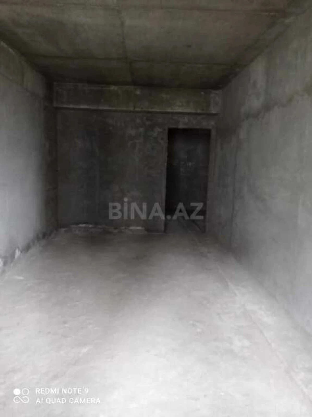 Satılır 3 otaqlı mənzil 110 m²