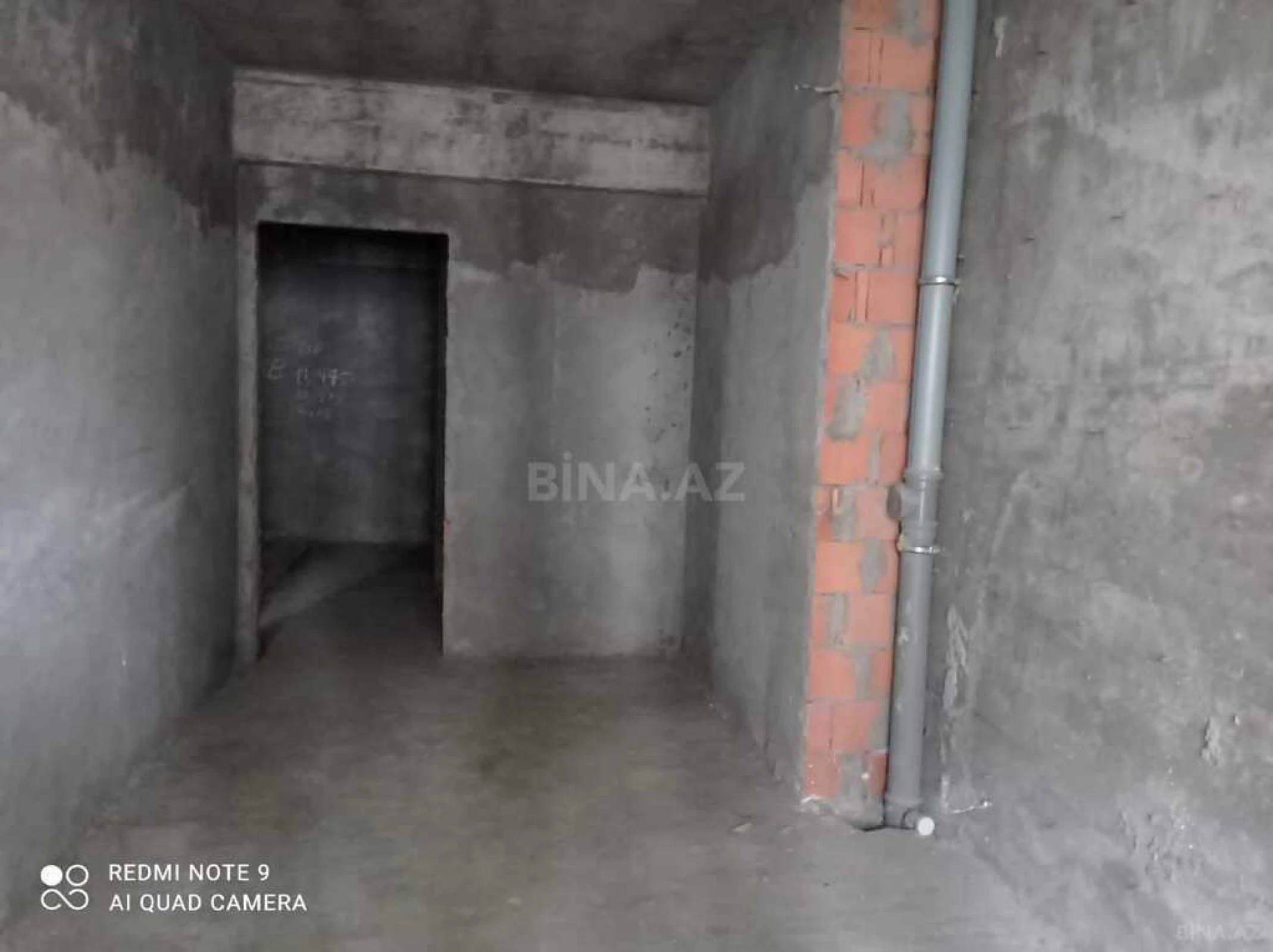 Satılır 3 otaqlı mənzil 110 m²