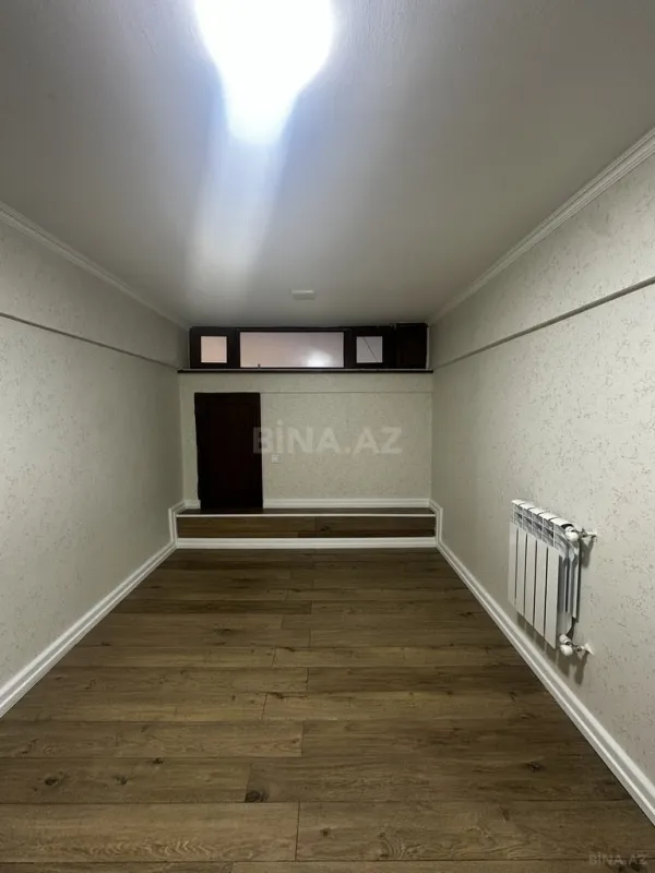 Satılır 5 otaqlı mənzil 155 m²
