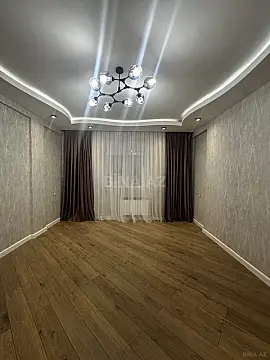Satılır 5 otaqlı mənzil 155 m²