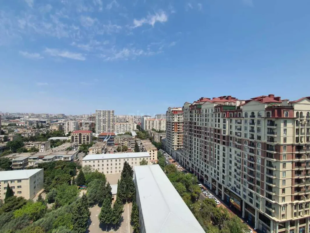 Kirayə verilir 3 otaqlı mənzil 120 m²