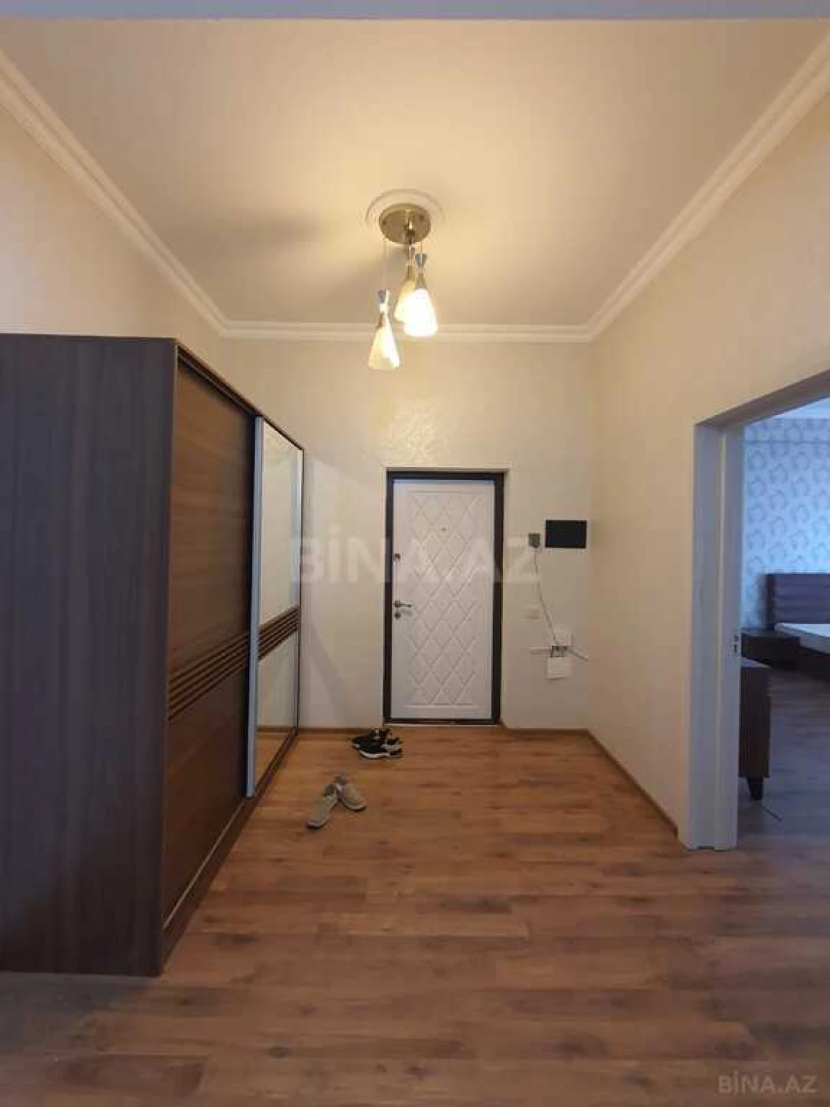 Kirayə verilir 3 otaqlı mənzil 120 m²