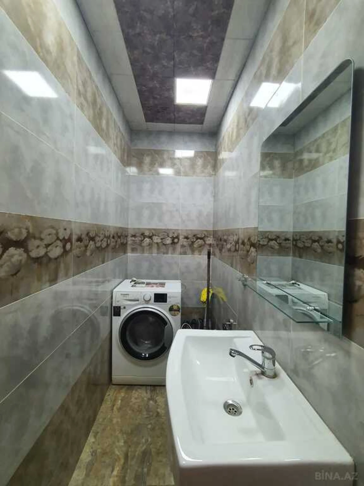 Kirayə verilir 3 otaqlı mənzil 120 m²