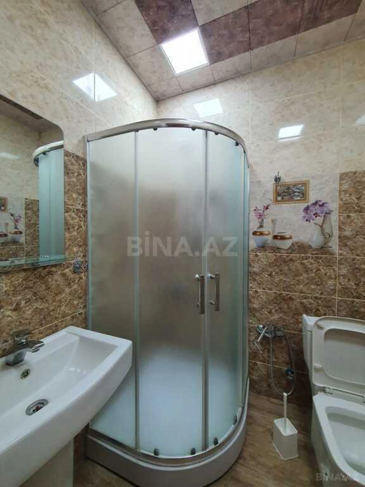 Kirayə verilir 3 otaqlı mənzil 120 m²