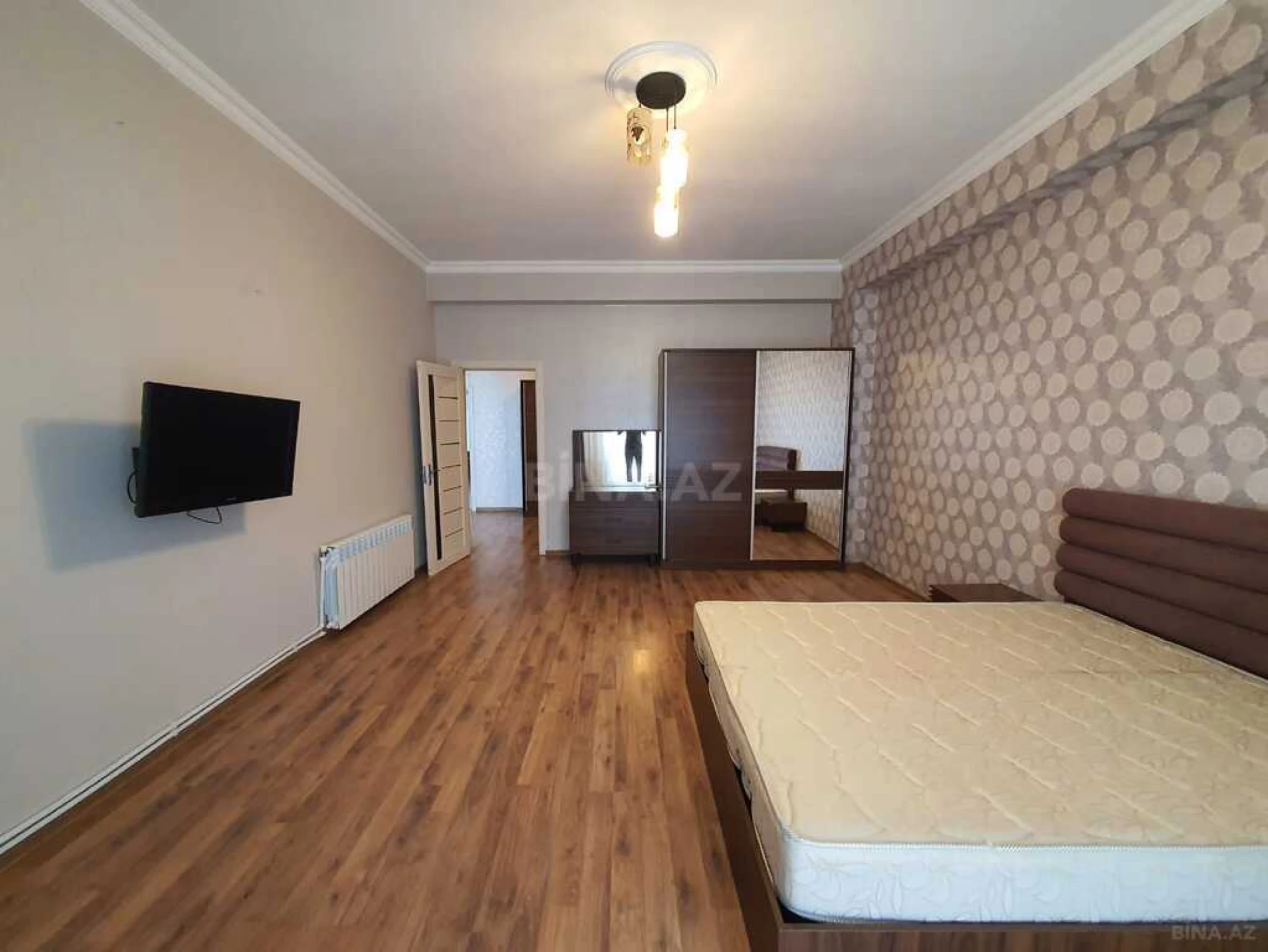 Kirayə verilir 3 otaqlı mənzil 120 m²