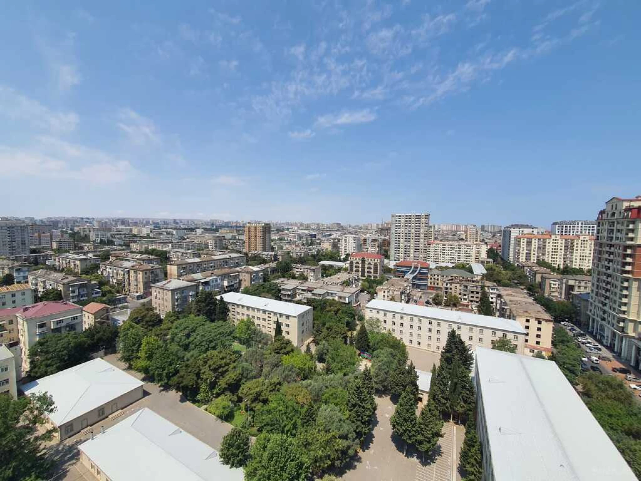 Kirayə verilir 3 otaqlı mənzil 120 m²