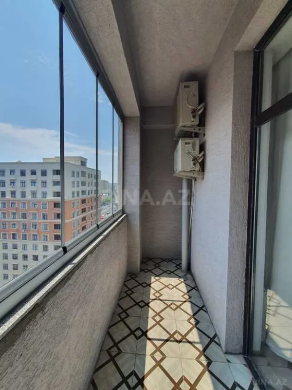Kirayə verilir 3 otaqlı mənzil 120 m²