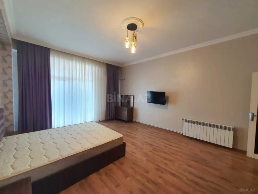 Kirayə verilir 3 otaqlı mənzil 120 m²