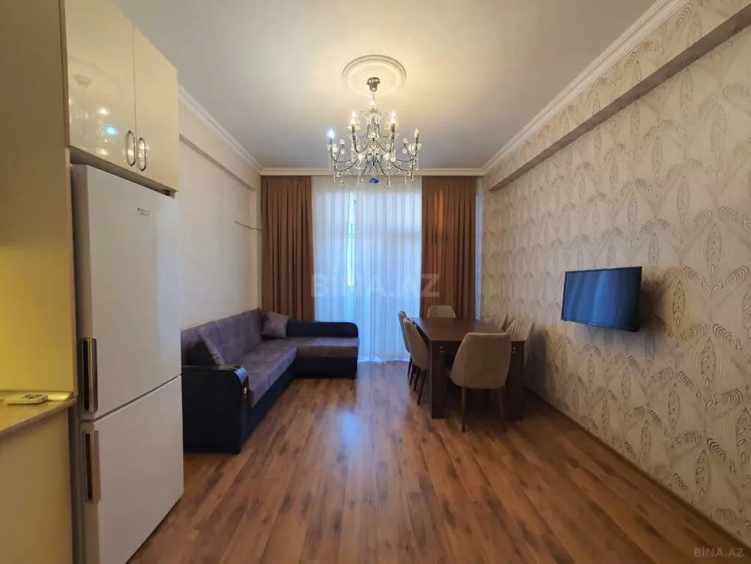 Kirayə verilir 3 otaqlı mənzil 120 m²