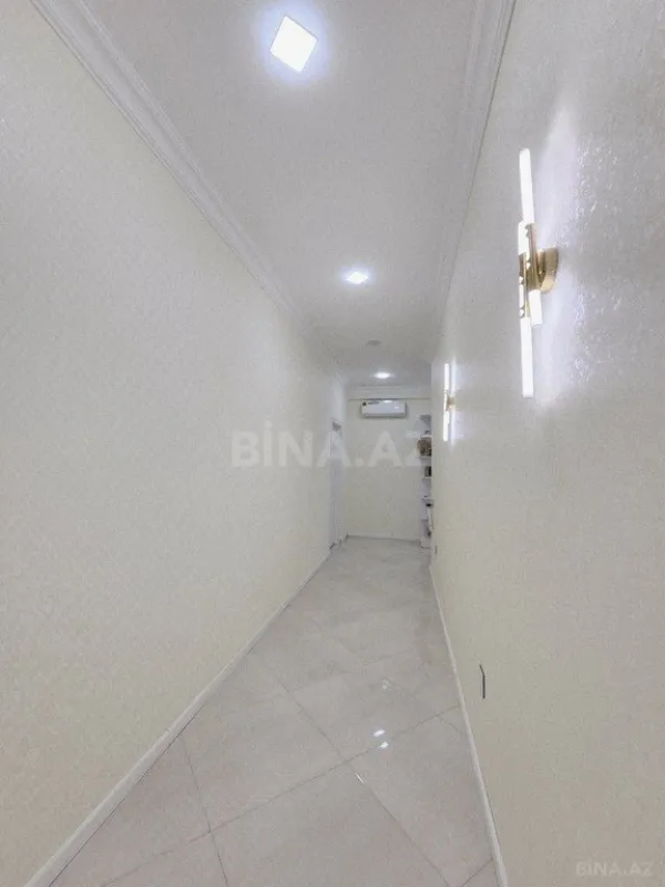 Satılır 3 otaqlı mənzil 110 m²