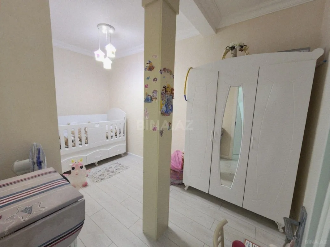 Satılır 3 otaqlı mənzil 110 m²