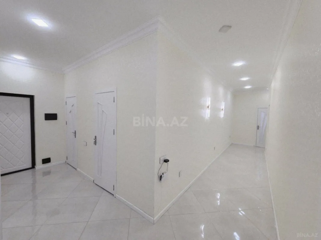 Satılır 3 otaqlı mənzil 110 m²