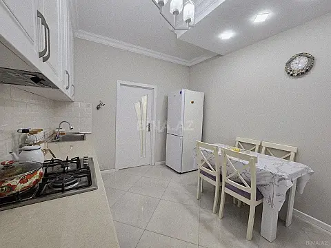 Satılır 3 otaqlı mənzil 110 m²