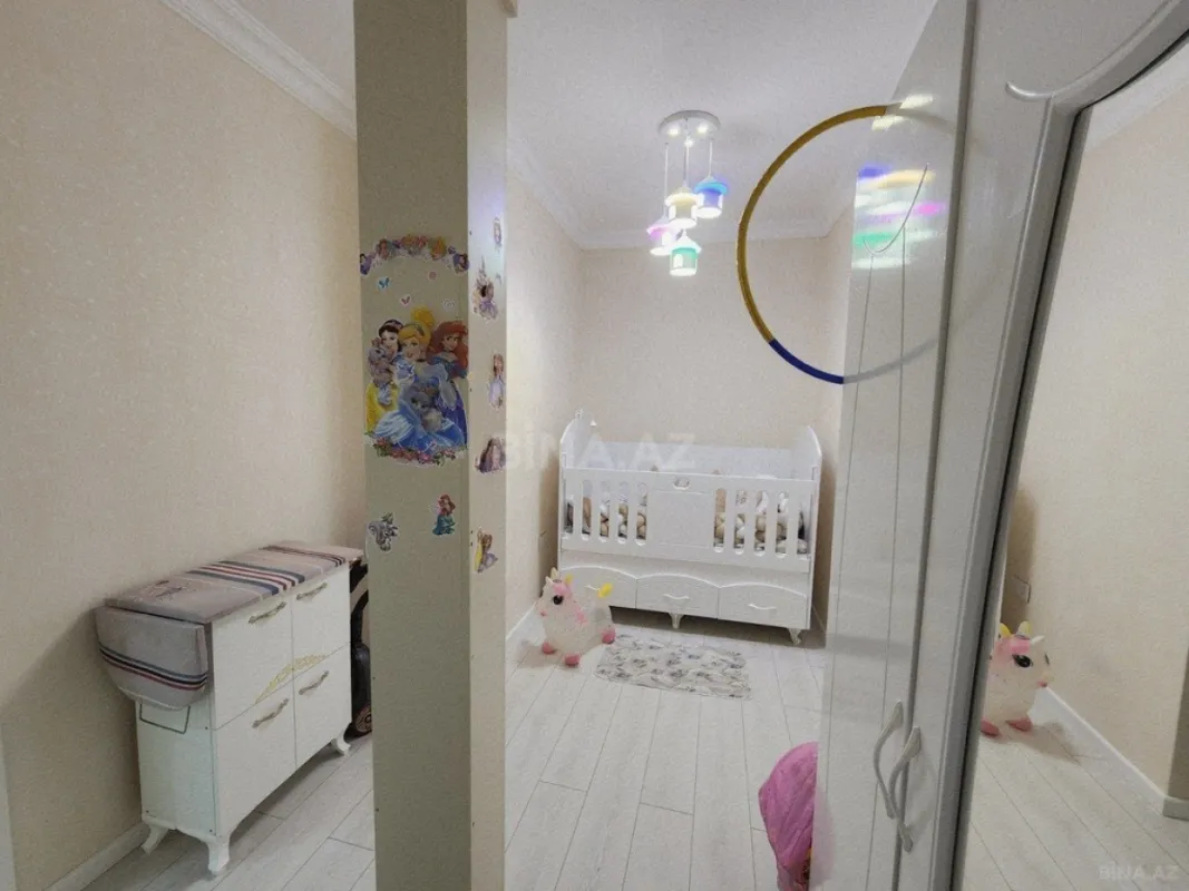 Satılır 3 otaqlı mənzil 110 m²