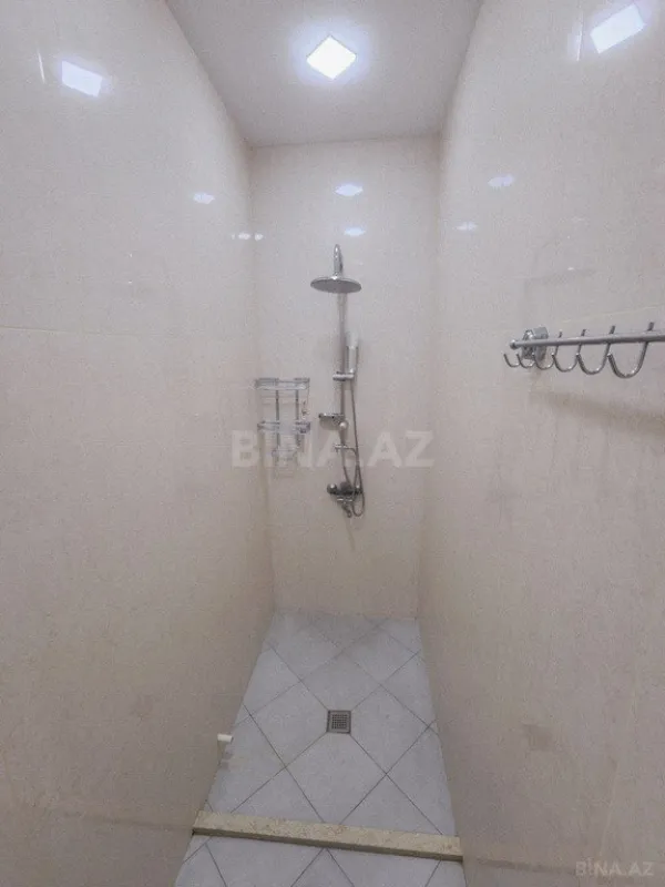 Satılır 3 otaqlı mənzil 110 m²
