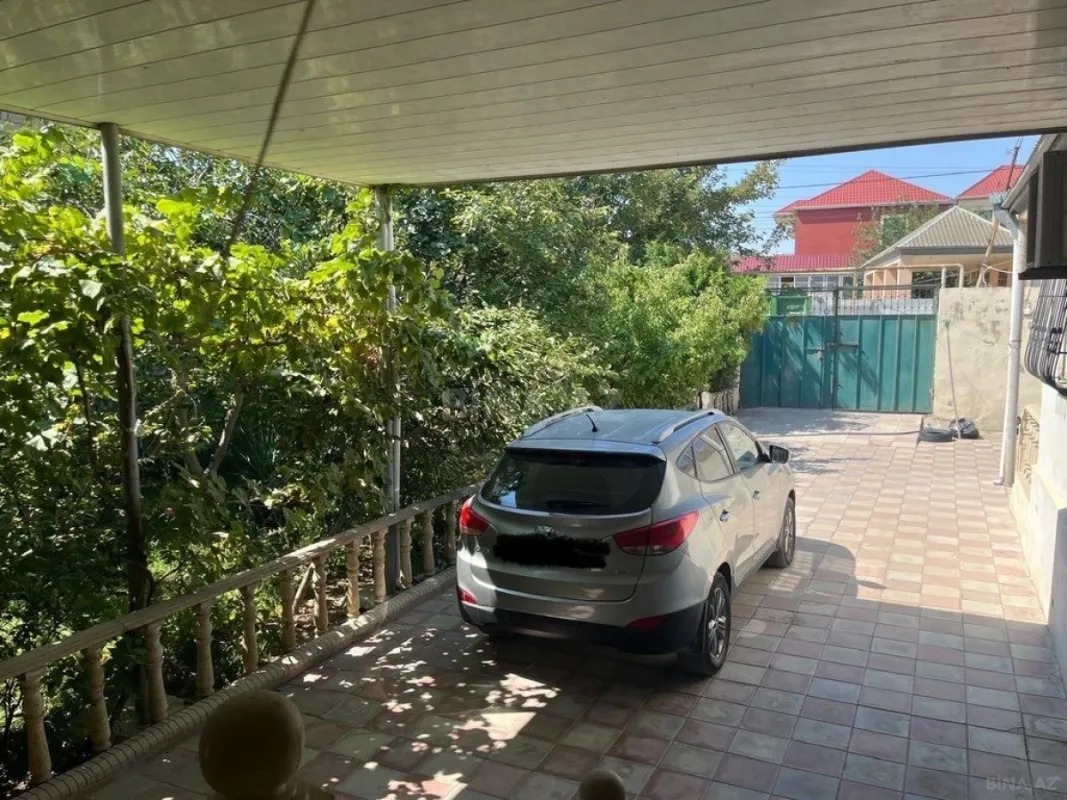 Satılır 4 otaqlı həyət evi 100 m²