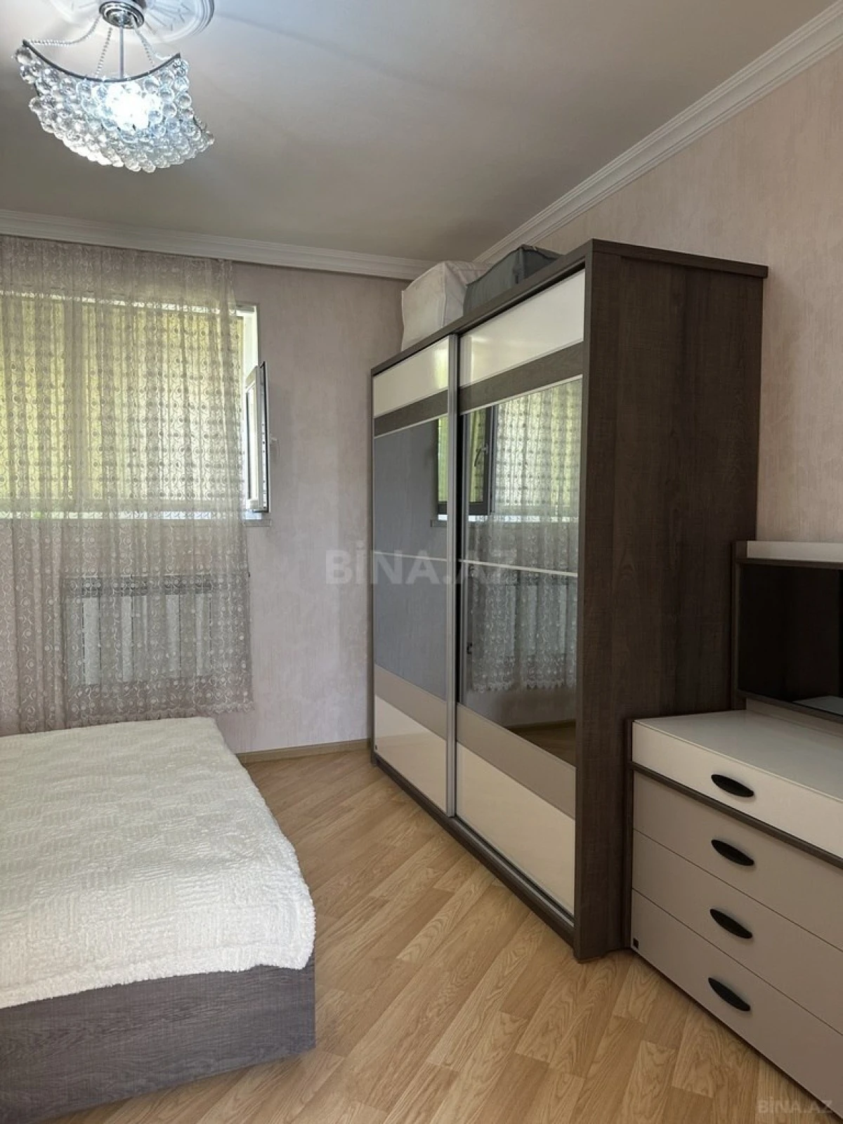 Satılır 4 otaqlı həyət evi 100 m²