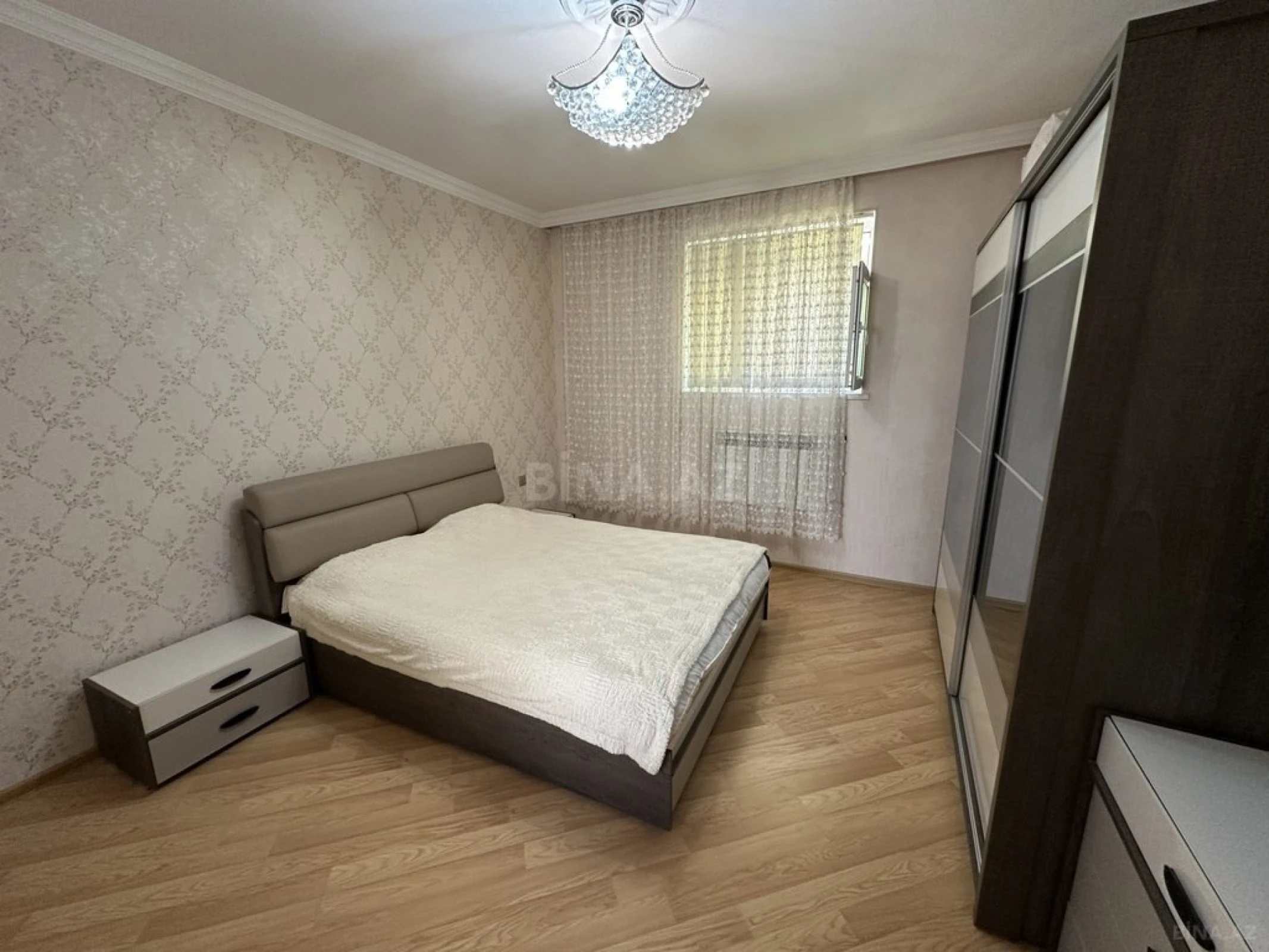 Satılır 4 otaqlı həyət evi 100 m²