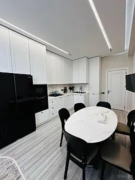 Satılır 3 otaqlı mənzil 110.5 m²