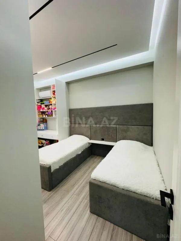 Satılır 3 otaqlı mənzil 110.5 m²