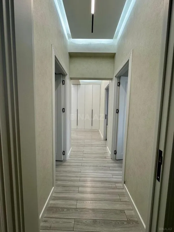 Satılır 3 otaqlı mənzil 110.5 m²