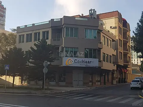 Kirayə verilir 14 otaqlı ofis 900 m² — Bakı, Nərimanov 14 otaq 900.00 m²