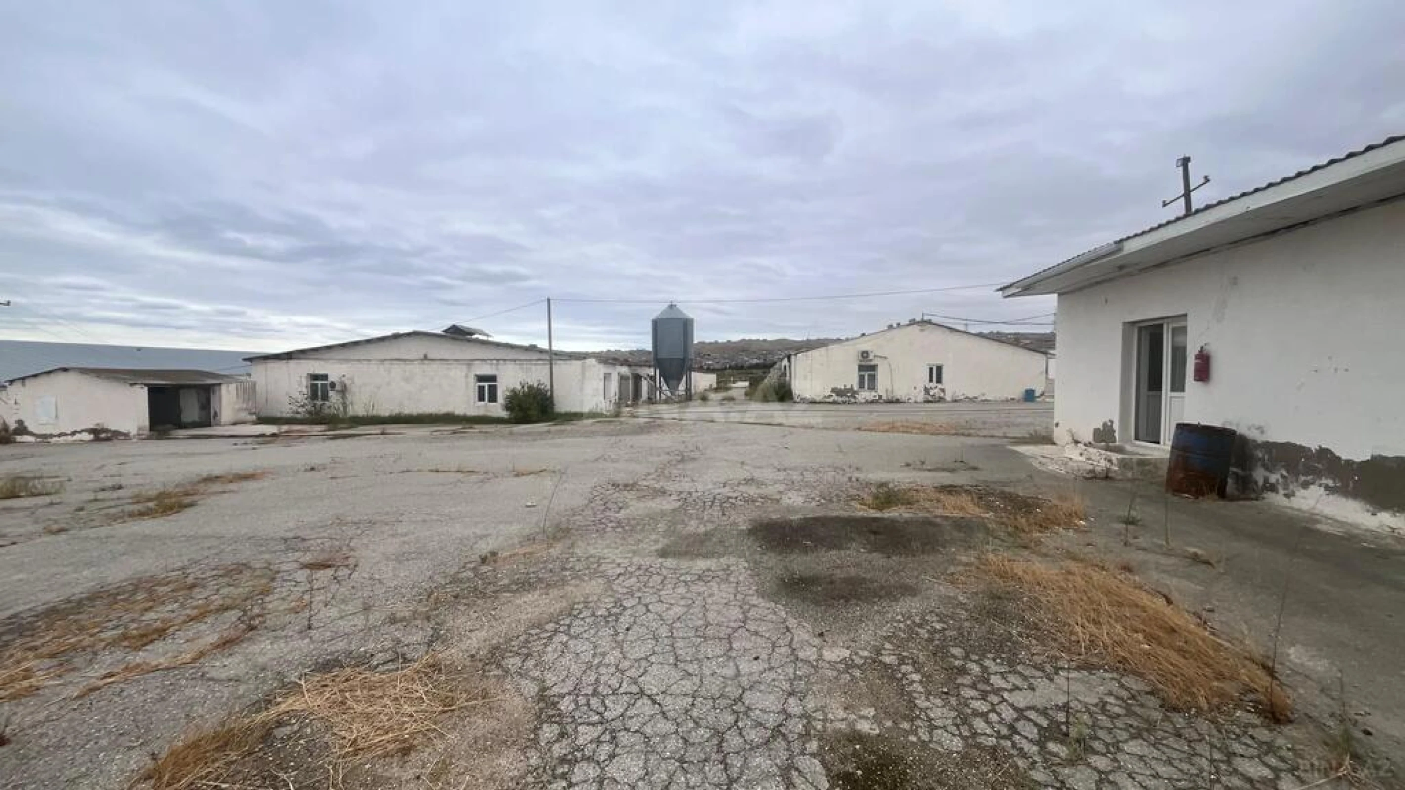 Satılır obyekt 17000 m²