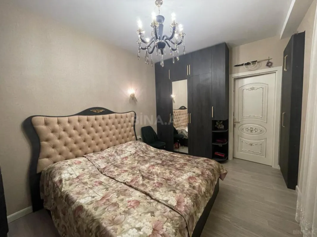 Kirayə verilir 3 otaqlı mənzil 148 m²