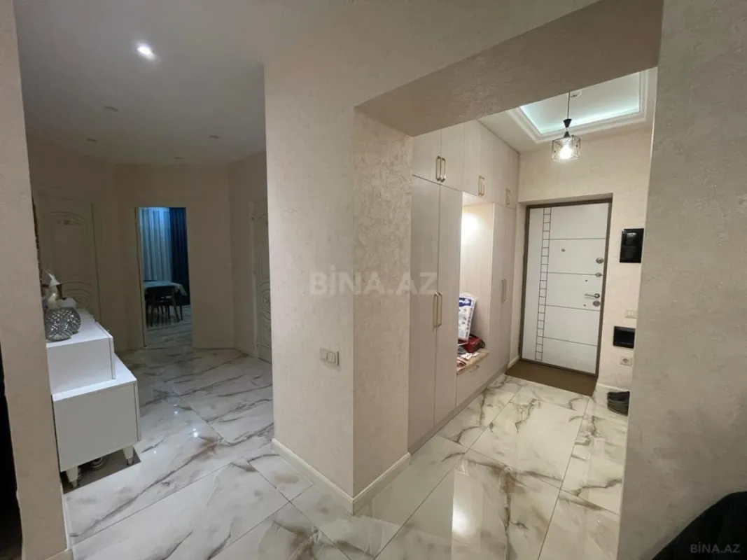 Kirayə verilir 3 otaqlı mənzil 148 m²