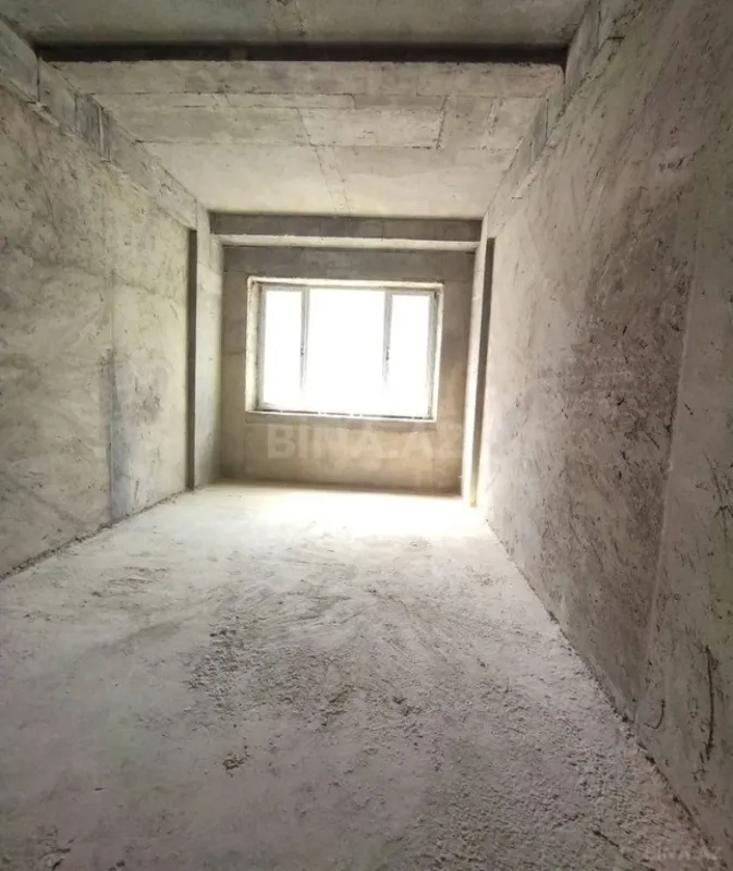 Satılır 3 otaqlı mənzil 134 m²