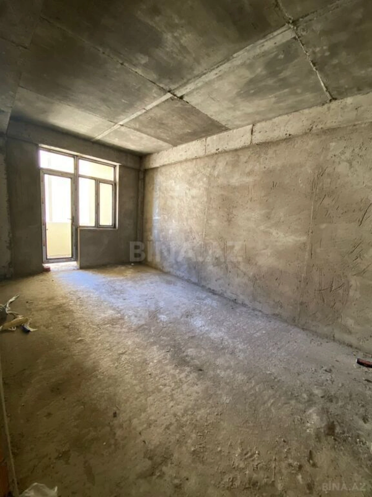 Satılır 3 otaqlı mənzil 134 m²