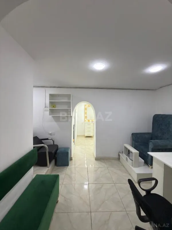 Satılır obyekt 42 m²