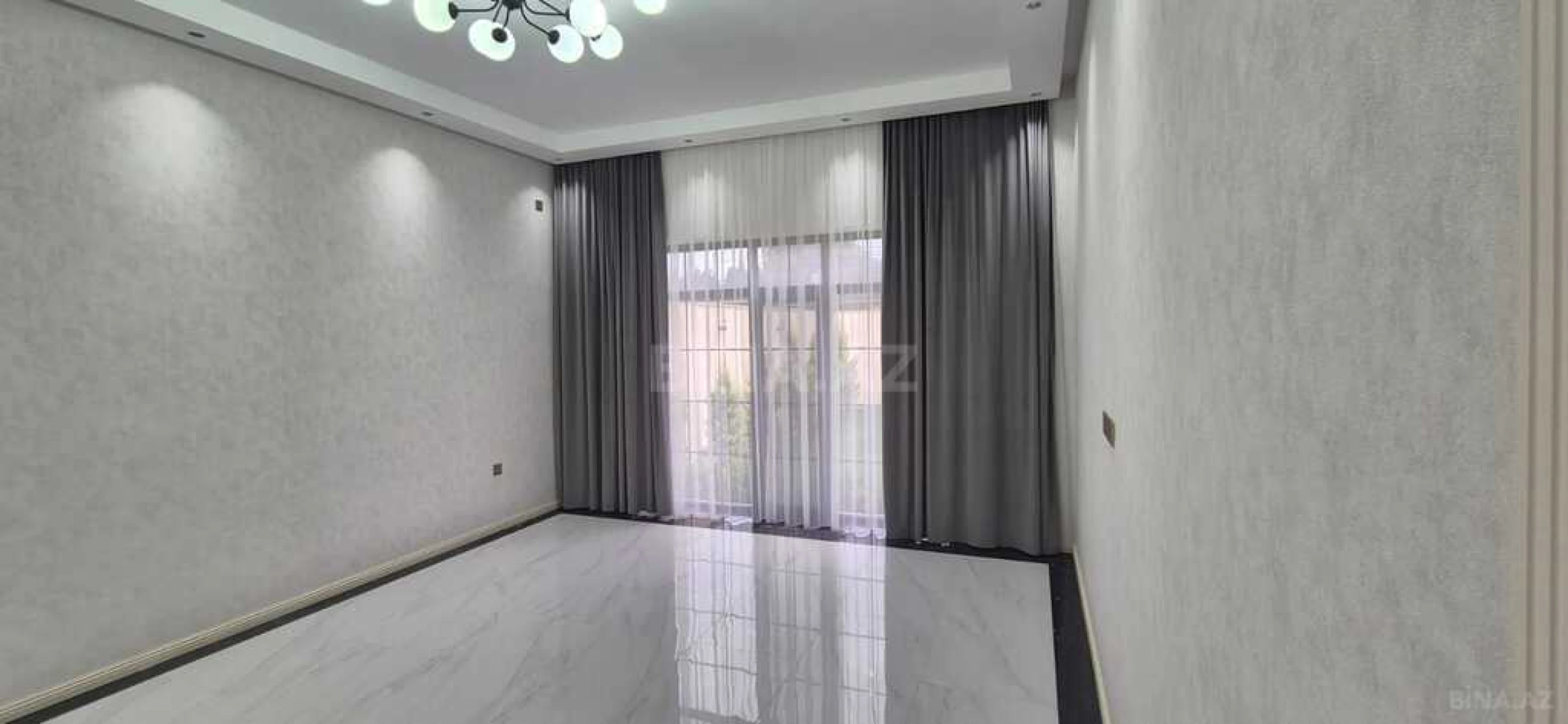 Satılır 4 otaqlı həyət evi 160 m²