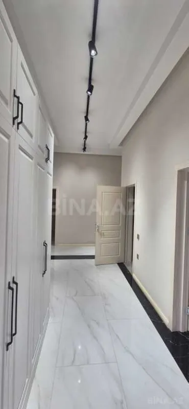 Satılır 4 otaqlı həyət evi 160 m²
