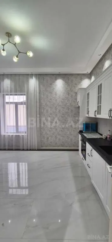 Satılır 4 otaqlı həyət evi 160 m²