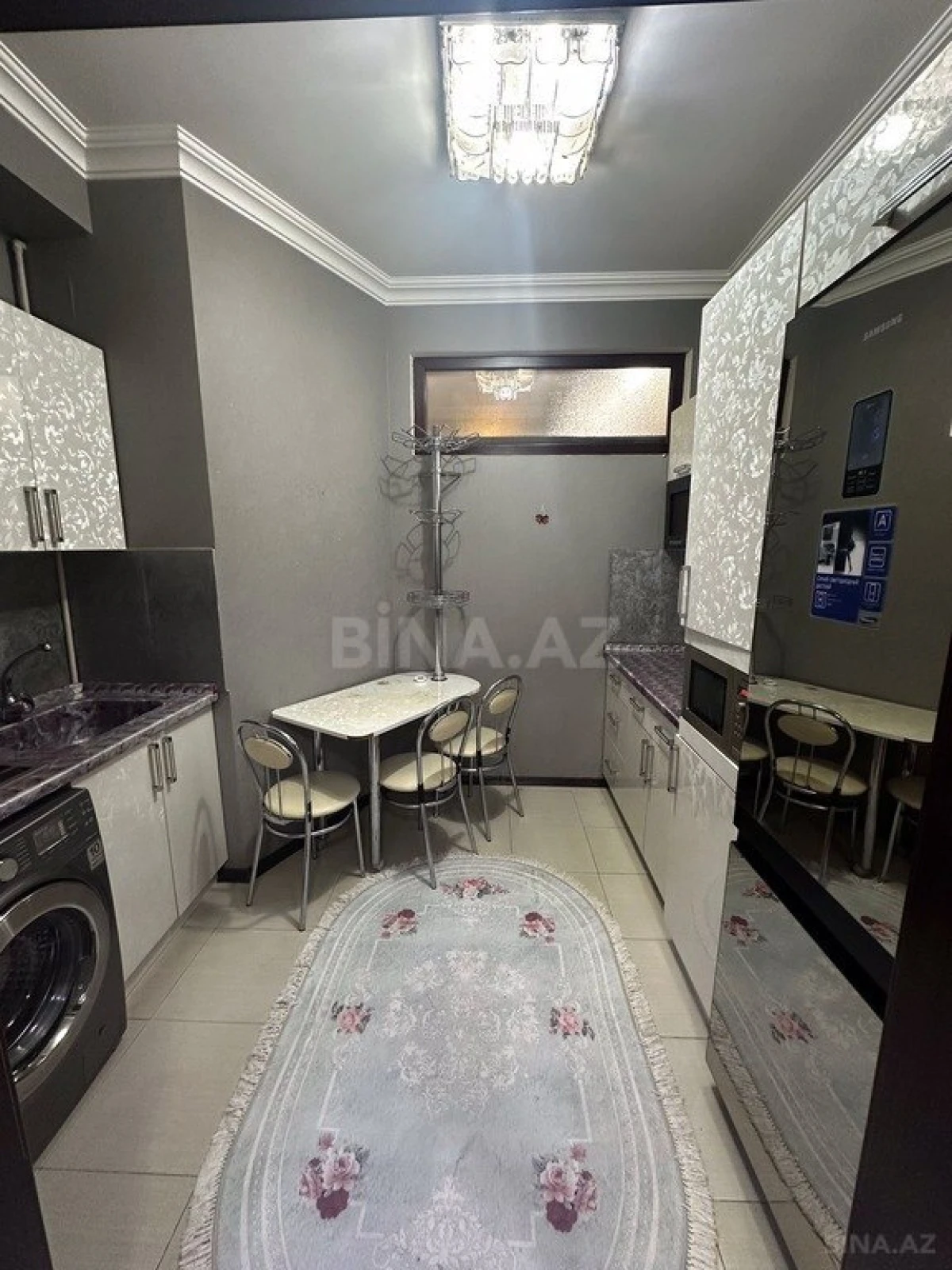 Satılır 2 otaqlı mənzil 68 m²