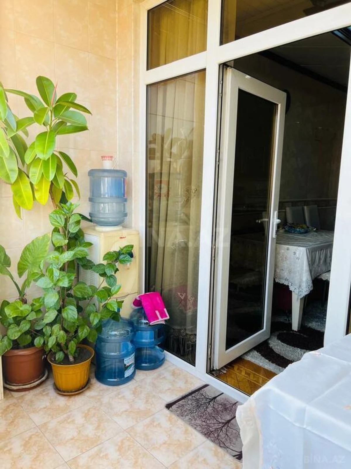 Satılır 4 otaqlı mənzil 155 m²