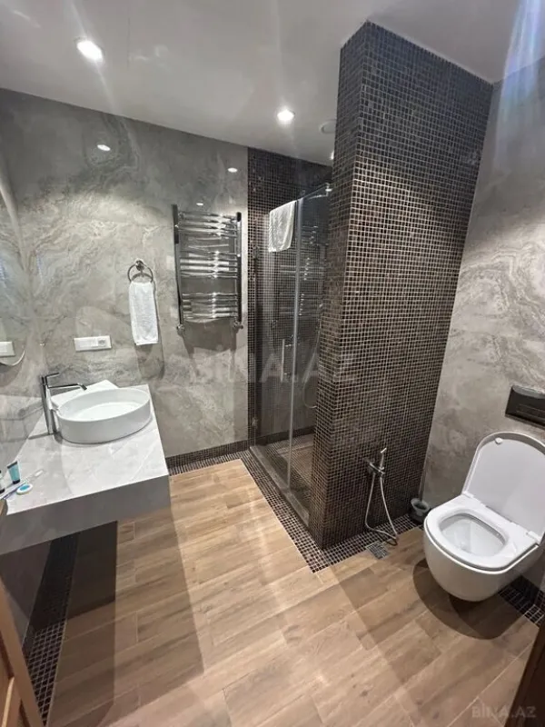 Kirayə verilir 2 otaqlı mənzil 95 m²