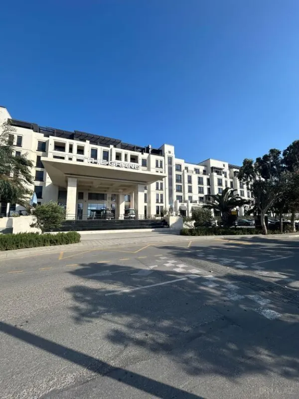 Kirayə verilir 2 otaqlı mənzil 95 m²