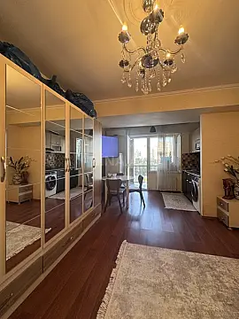 Satılır 1 otaqlı mənzil 38 m²