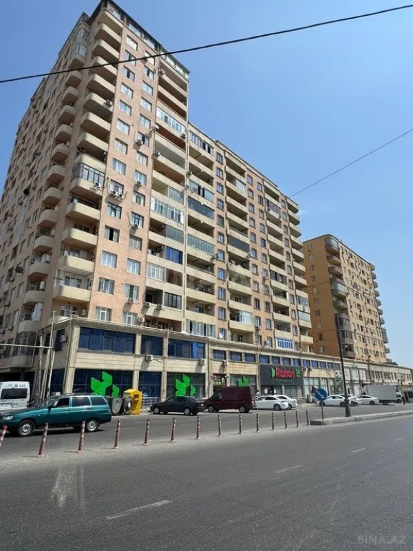 Satılır 2 otaqlı mənzil 93 m²