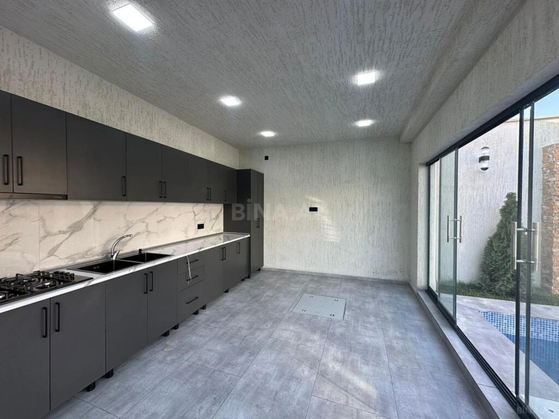 Satılır 4 otaqlı həyət evi 150 m²
