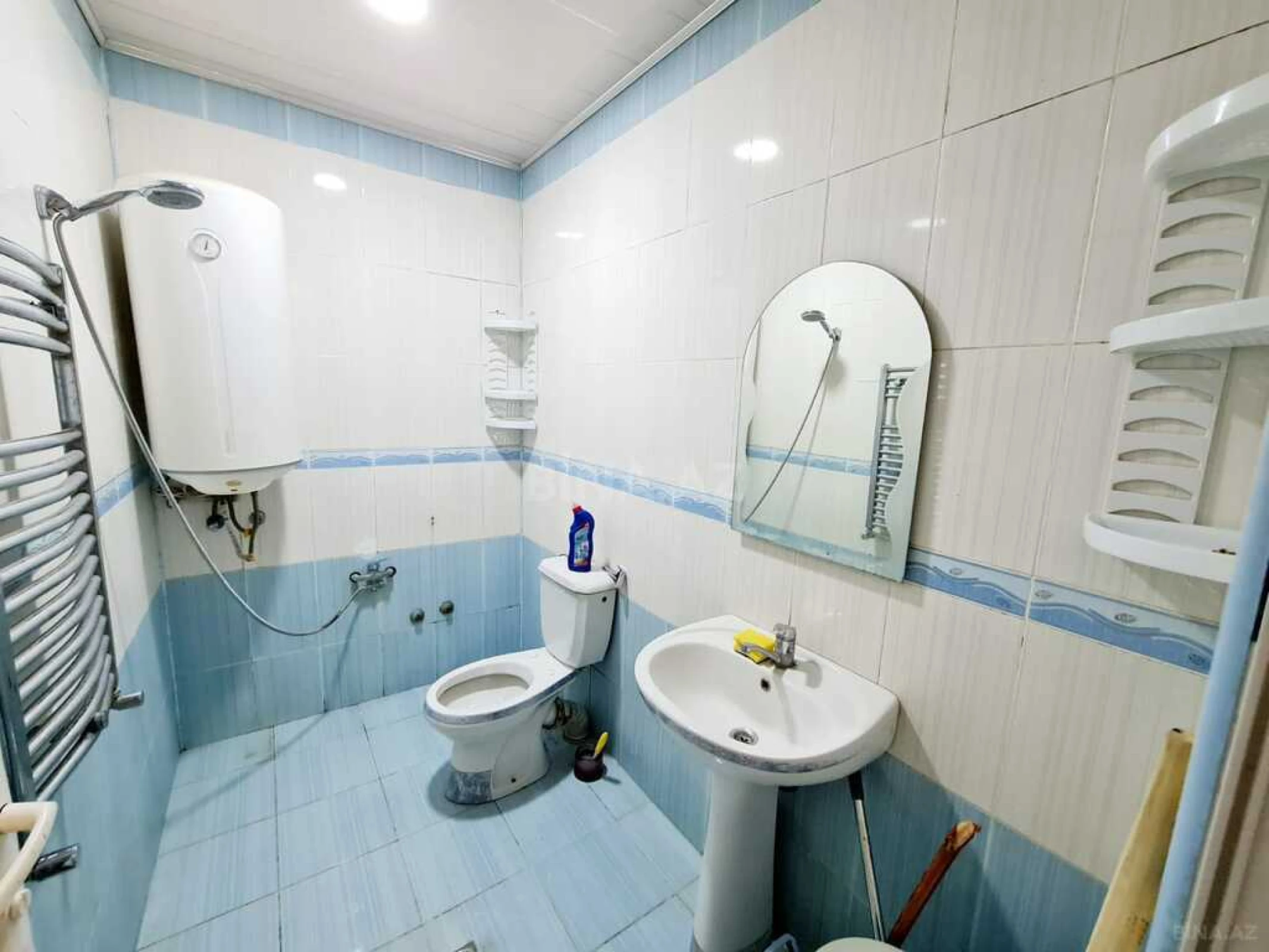 Kirayə verilir obyekt 77 m²