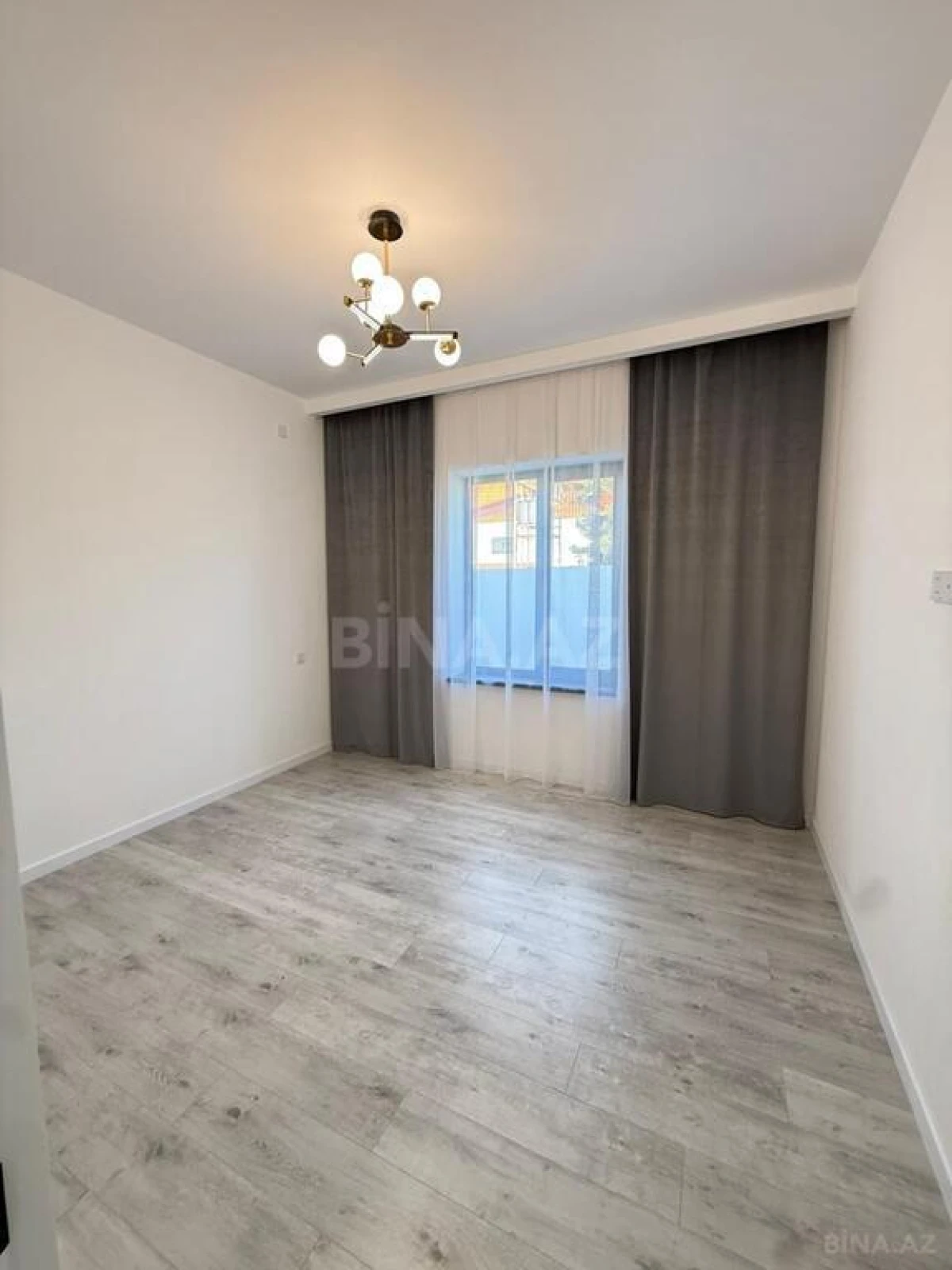 Satılır 4 otaqlı həyət evi 160 m²