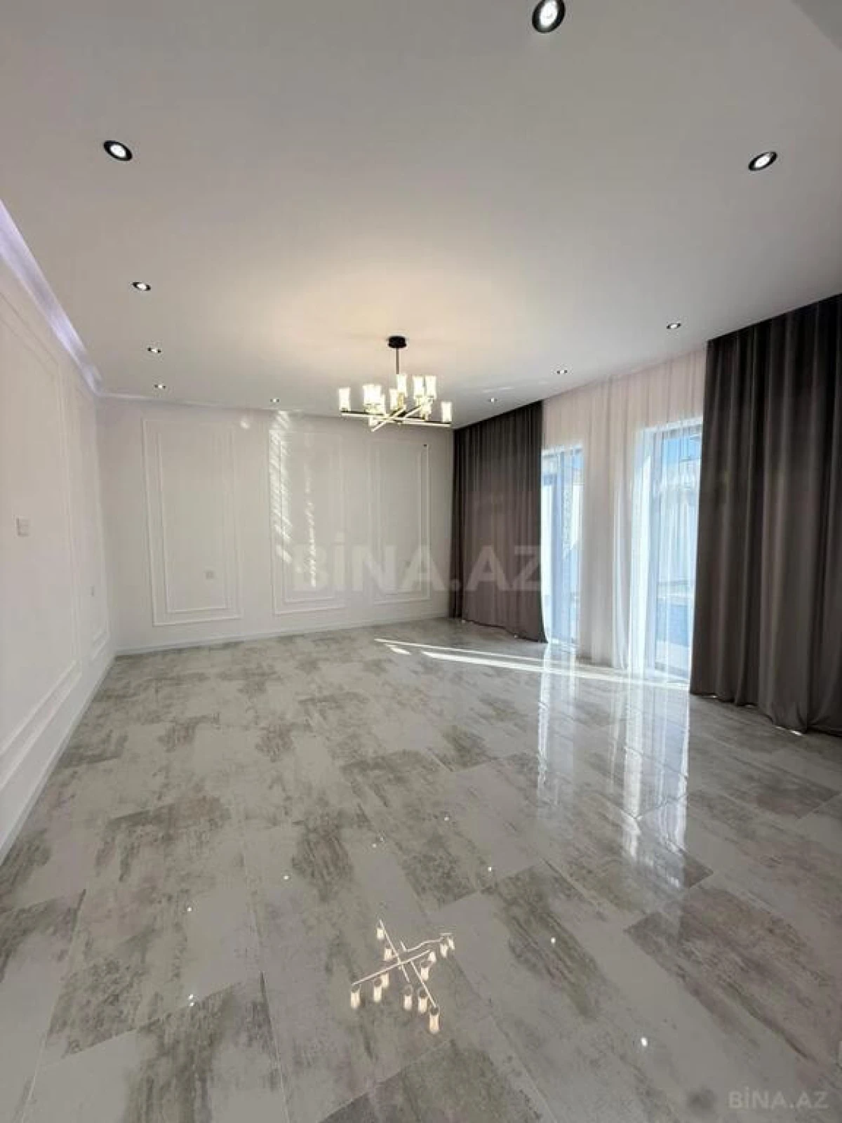 Satılır 4 otaqlı həyət evi 160 m²