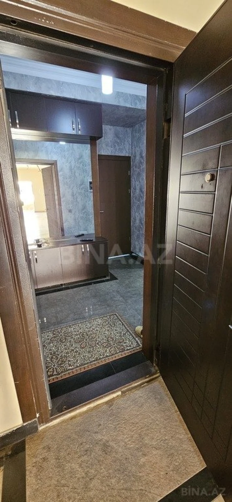 Kirayə verilir 4 otaqlı mənzil 160 m²